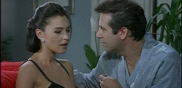  Monica Belluci (Italian actress) in La riffa (1991)